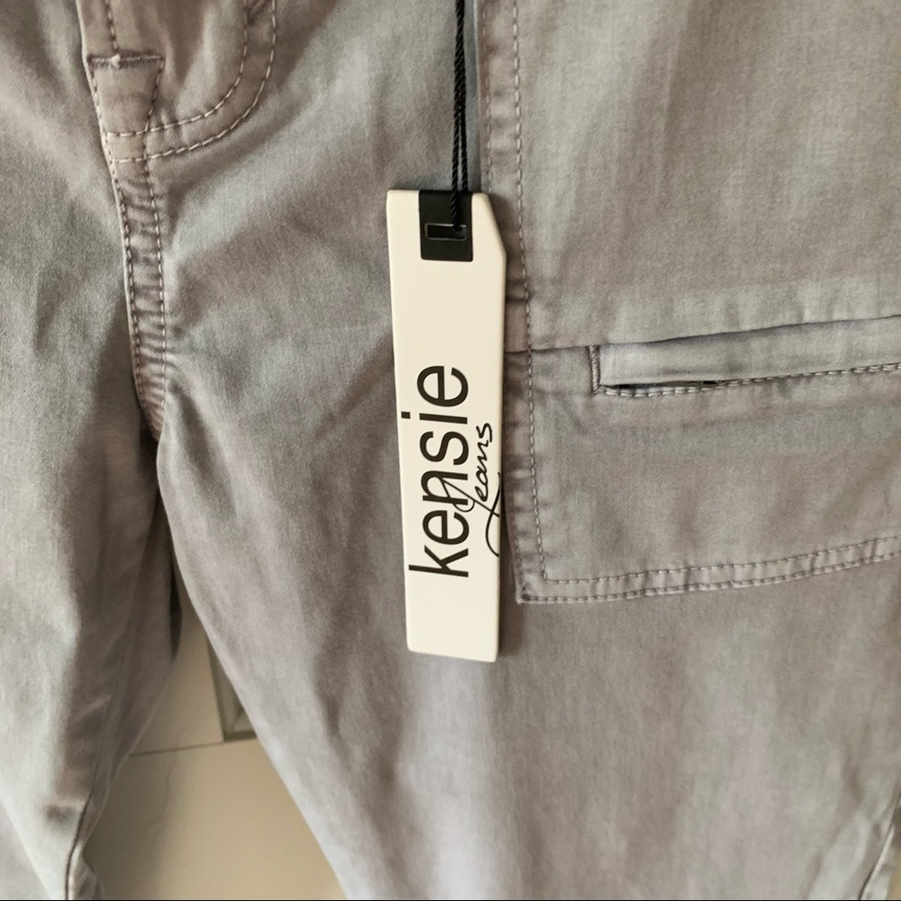NWT KENSIE Soft Grey Crop Jeans Sz 30 - Picture 4 of 11